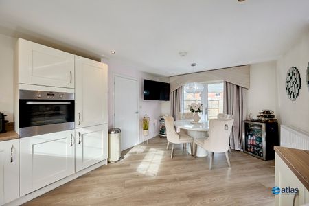 Comer Wall Way, Halewood, L26, L4, Chiltern - Photo 2