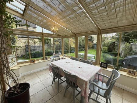 3 bedroom cottage to rent - Photo 2