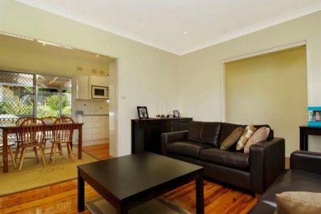 24 Olola Avenue, Castle Hill. - Photo 2