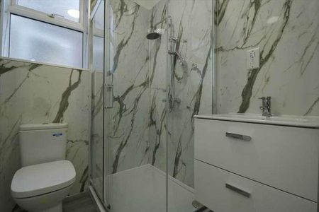 Norbury Road, Croydon, CR7 - Photo 2