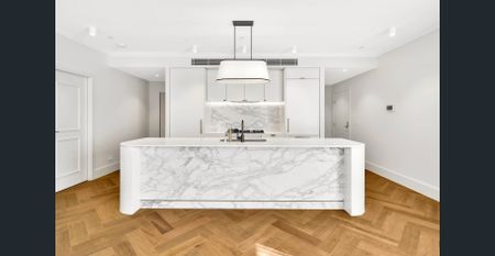 Near New Three-bedroom apartment - Photo 4