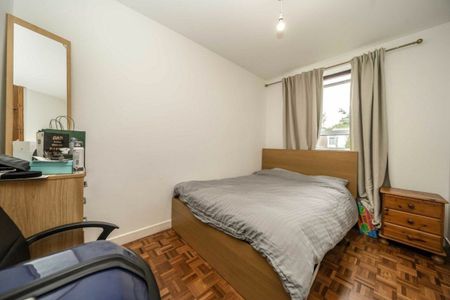 Herons Lea, Sheldon Avenue, N6 - Photo 2