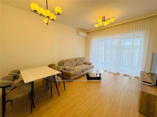 Apartament nou, complet mobilat si utilat, 2 camere, terasa - Photo 1