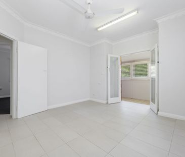 Renovated Wynnum Home Offering Comfort, Space & Bay Breezes - Photo 6