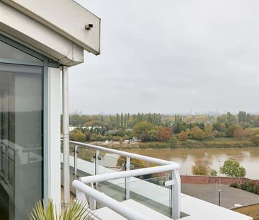 Mortlake High Street, SW14, London - Photo 2