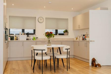 2 bedroom apartment to rent - Photo 5