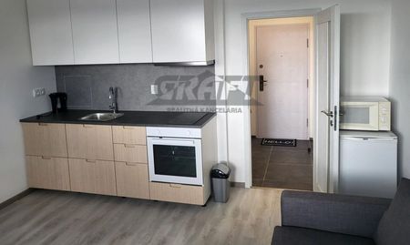 Štýlová garsónku po kompletnej rekonštrukcii – Znievska ul. Petržalka - Fotografia 2