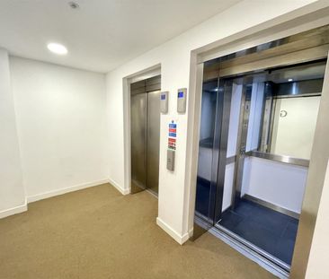 London Road, High Wycombe - Photo 5