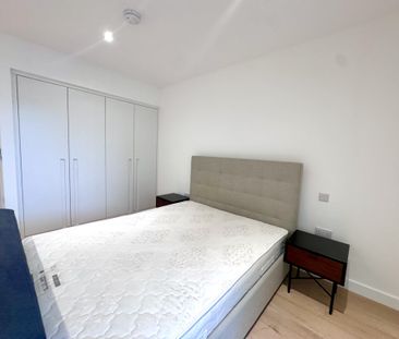 Royal Wharf, E16 - Photo 3