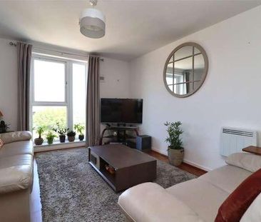 Woking, Surrey, GU22 - Photo 6