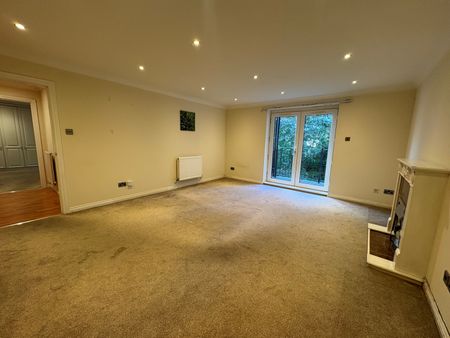 St Peters Road, Bournemouth, Dorset, BH1 - Photo 2