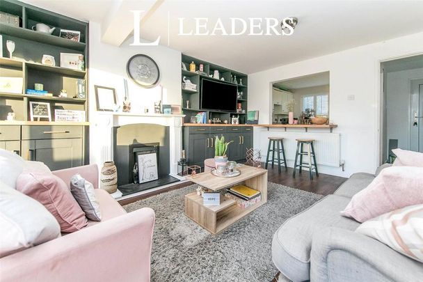 3 bedroom terraced house to rent - Photo 1