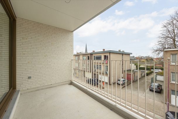 Nieuw appartement op de 2e verdieping in centrum Stabroek - Photo 1