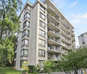 MODERN APARTMENT IN CENTRAL LOCATION - Photo 6