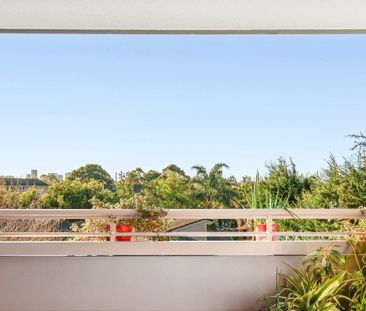 Stylish Apartment Offering Comfort and Convenience in the Heart of ... - Photo 2