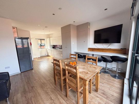 5 bedroom house share to rent - Photo 1