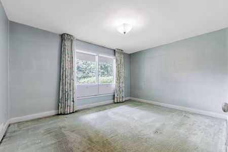 For Lease - 200 Cortleigh Boulevard, Toronto, Ontario - Photo 5