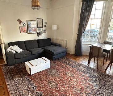 Room in a Shared Flat, Kirkstall Road, SW2 - Photo 1