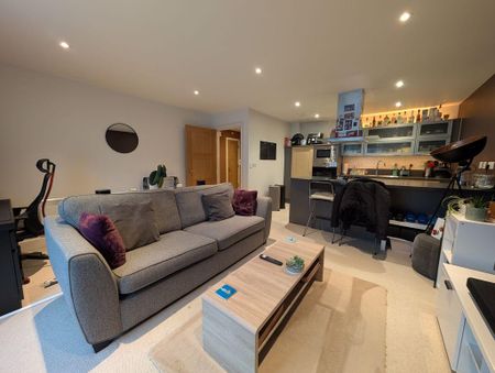 1 bedroom apartment to rent - Photo 2