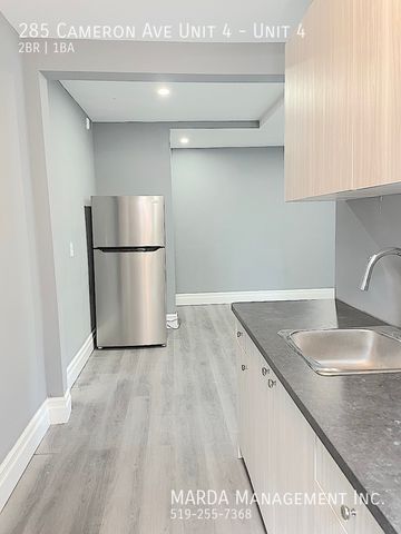 MODERN 2 BED/1 BATH NEAR UNIVERSITY OF WINDSOR+HYDRO - Photo 3