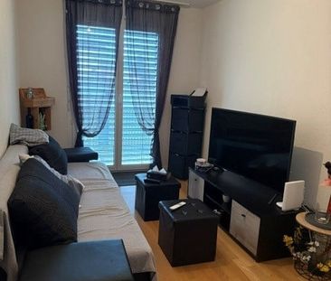 Gemütliche 2.5-Zimmer-Wohnung mit Balkon in Brünisried - Photo 1