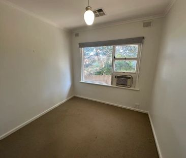 “Charming Family Home in the Heart of Para Hills!” - Photo 5