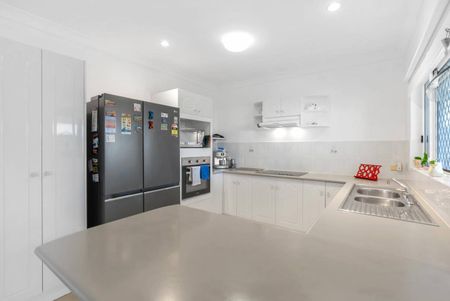 Beautiful Home - Extra Large - 5Kw Solar - Big Outdoors - Photo 3