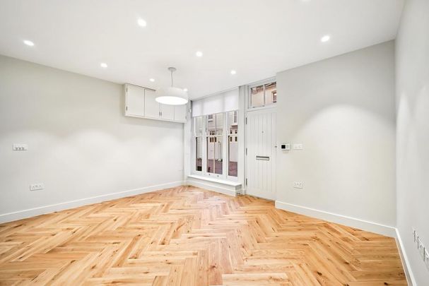 3 bedroom terraced house to rent - Photo 1