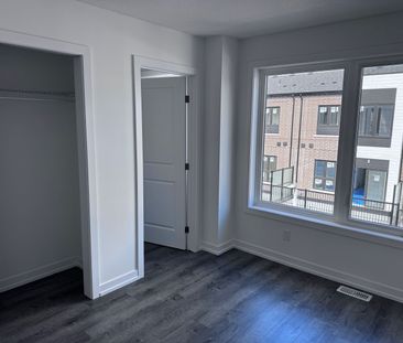 For Lease - 225 Burke Street, Hamilton, Ontario - Photo 5