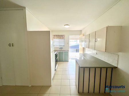 3/11 McIlwraith Ave, Norman Park QLD 4170 - Apartment For Rent | Domain - Photo 3