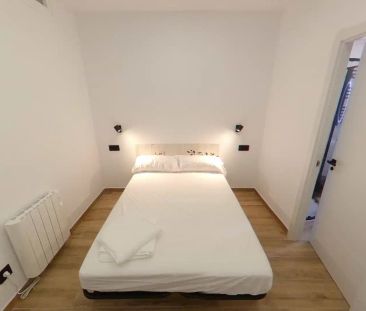 Piso de alquiler en Calle Lucano, Canillejas - Photo 4