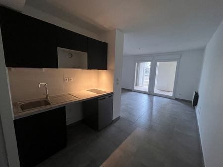 Location Appartement 1 pièce 28m² ST JORY 31790 - Photo 2