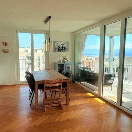 Helle 4.5-Zimmerwohnung mit toller See- und Bergsicht - Foto 1