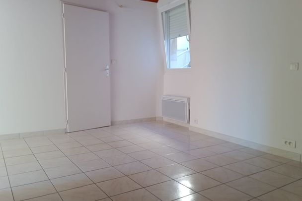 Appartement T2 centre ville de Pont-St-Esprit - Photo 1