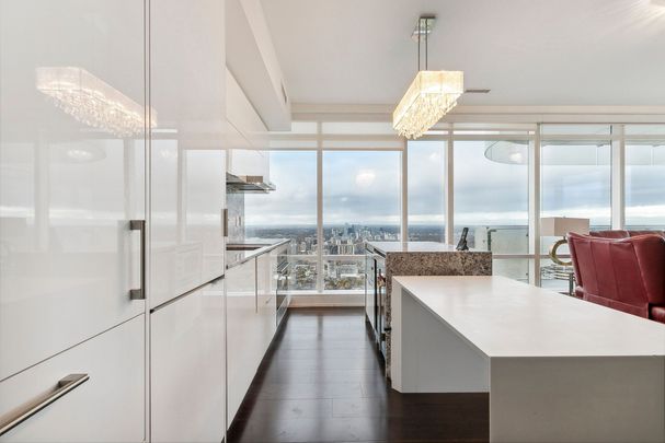 For Lease - 1 Bloor Street Unit# 6801, Toronto, Ontario - Photo 1