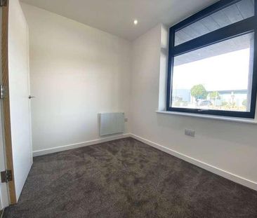 Viewpoint House, London Road, Staines-upon-thames, Surrey, TW18 - Photo 3