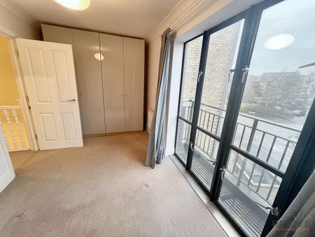 2 bedroom property to rent - Photo 3
