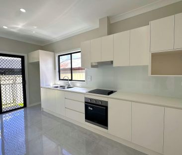 BRAND NEW GRANNY FLAT, STYLISH AND LOW MAINTENANCE LIVING - Photo 4