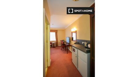 Studio apartment for rent in Citywest, Dublin - Photo 2