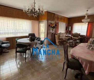 Piso de alquiler en Calle Benavente, San Pablo - Photo 2