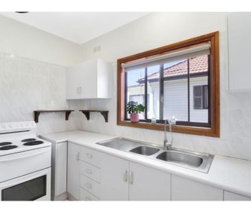 64 Tobruk Avenue, Port Kembla, NSW 2505 - Photo 4