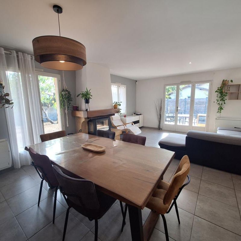 Location Maison 4 pièces 98m² PESSAC 33600 - Photo 1