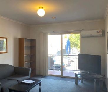 Fully furnished 2 Bedroom apartment in the Centre of Adelaide CBD - Photo 2