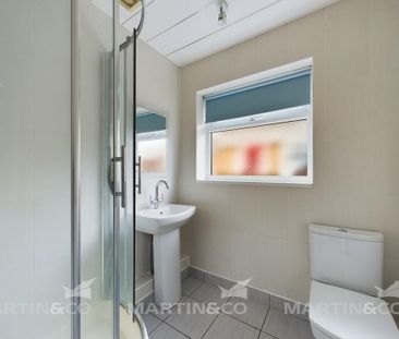 2 bedroom semi-detached bungalow to rent - Photo 6