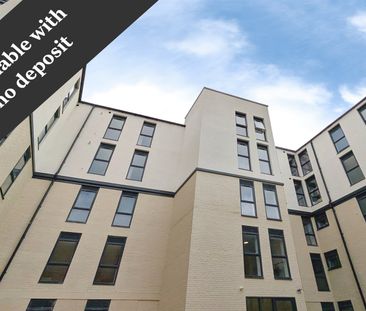 Clarendon Apartments, Canal Walk, SO14 - Photo 2