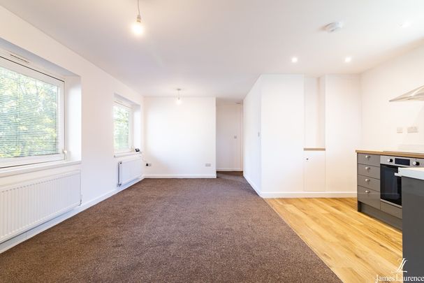 Six Acres, Quinton, Birmingham - Photo 1