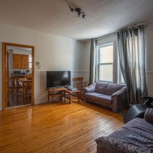 Immeuble - 317-327 Mont-Plaisant Grand 5 ½ - Secteur Cégep - Photo 2