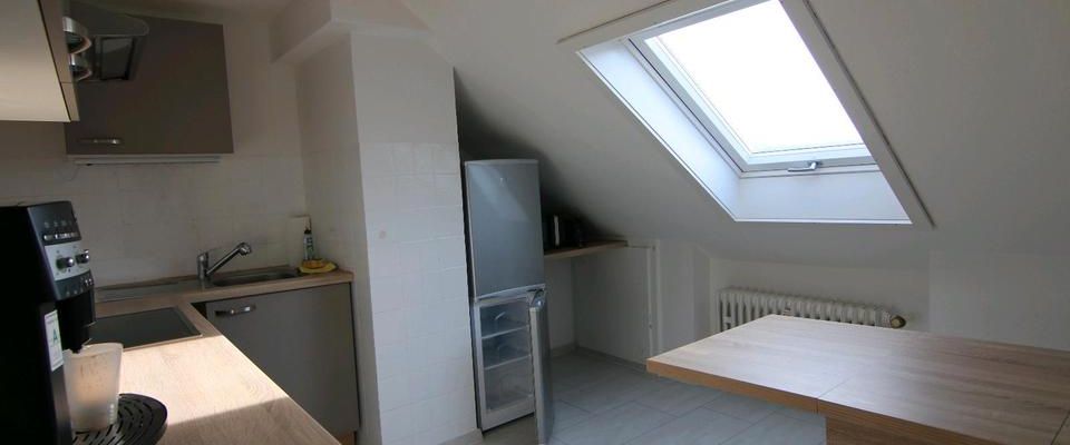 Renovierte 2,5 Zi.-Dachgeschoss-Wohnung - Foto 1