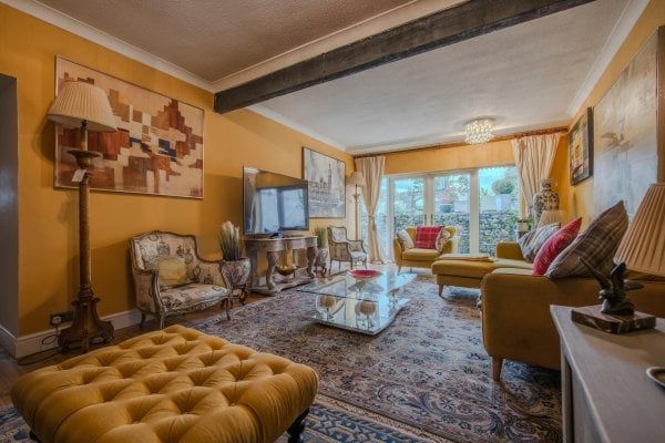 St. Marys Street, Carmarthen, SA31 - Photo 1