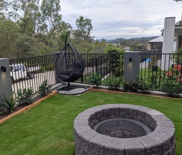 Holmview - Photo 1
